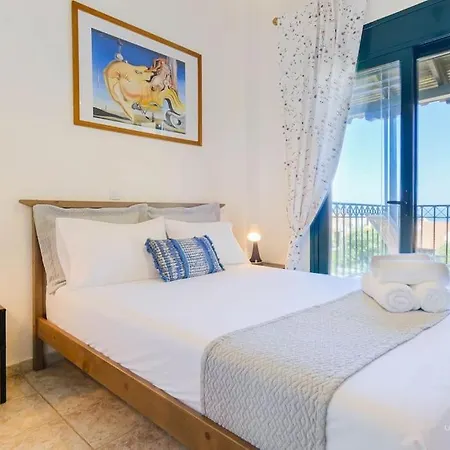 Casa vacanze Aurora 2-bdrm Maisonette With Shared Pool, Hanioti