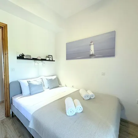 Casa vacanze Aurora 2-bdrm Maisonette With Shared Pool,